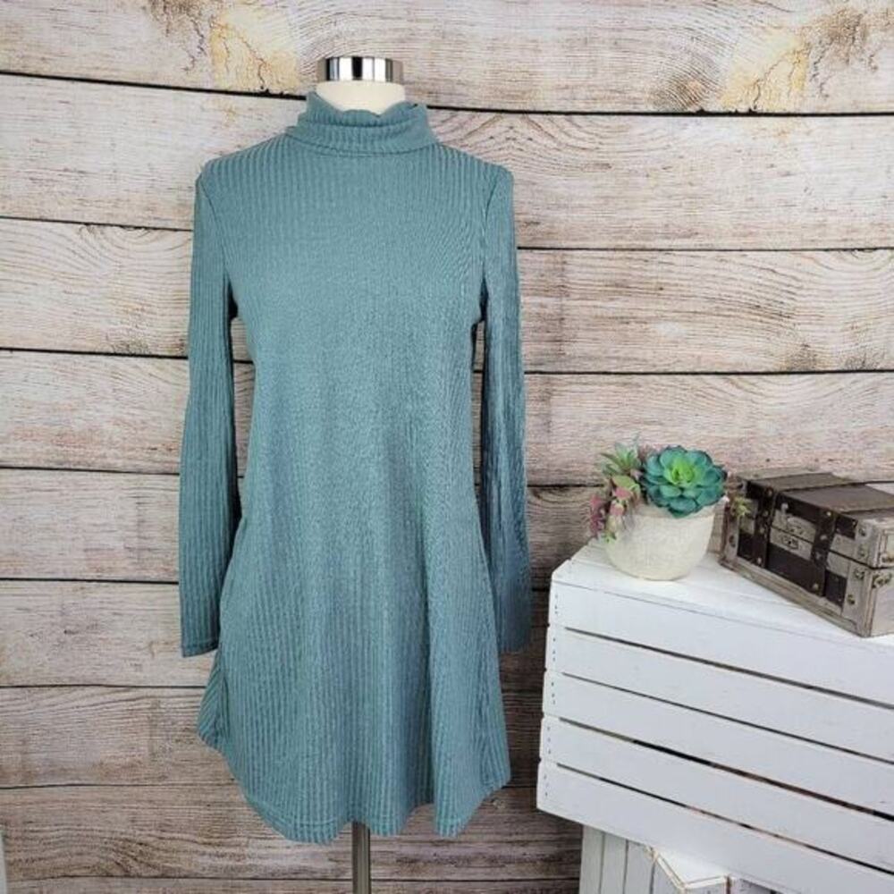 5/$25 SHEIN Women's Turtleneck Drop Shoulder Ribbed Knit Green Sweater Dress In‎